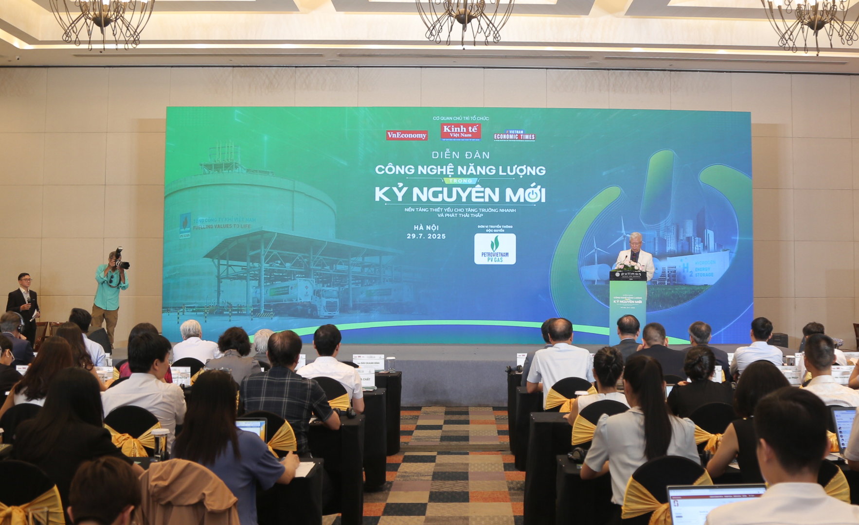 Diễn đàn Công nghệ Năng lượng trong kỷ nguyên mới